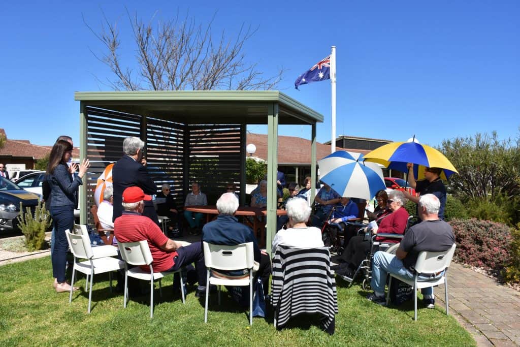 Interested residents from Resthaven Bellevue Heights raising issues with Minister for Aged Care, Mr Ken Wyatt at a 'listening post'.